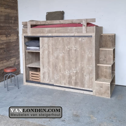 Steigerhouten hoogslaper met kast William