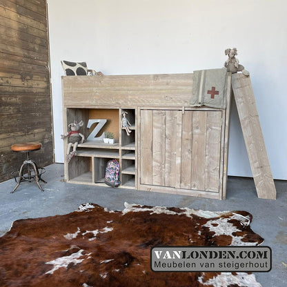 Steigerhouten hoogslaper met kast en trap Goof