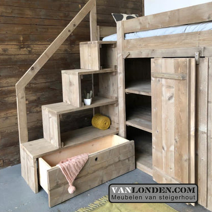 Steigerhouten hoogslaper met kast en trapkast Joppe