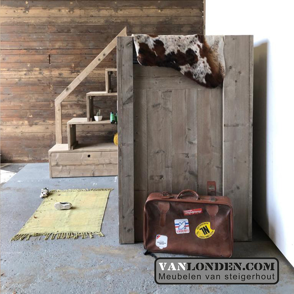 Steigerhouten hoogslaper met kast en trapkast Joppe