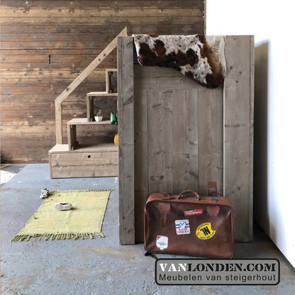 Steigerhouten hoogslaper met kast en trapkast Joppe