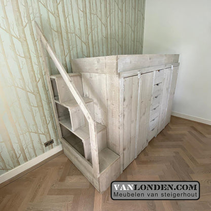 Steigerhouten hoogslaper met kasten en trapkast Karel