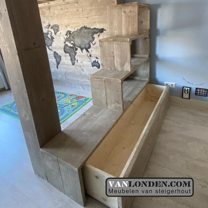 Steigerhouten hoogslaper met landkaart Fosse