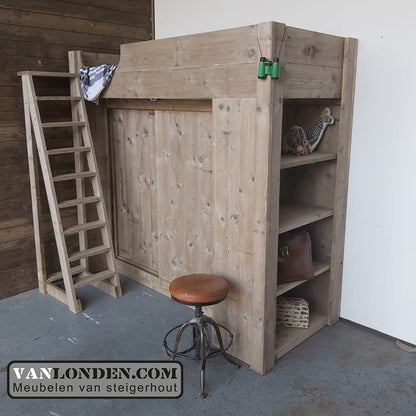 Steigerhouten hoogslaper met schuifdeurkast Jeppe