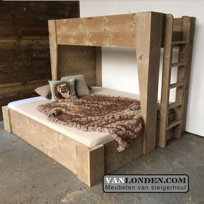 Steigerhouten hoogslaper met tweepersoonsbed Jennifer