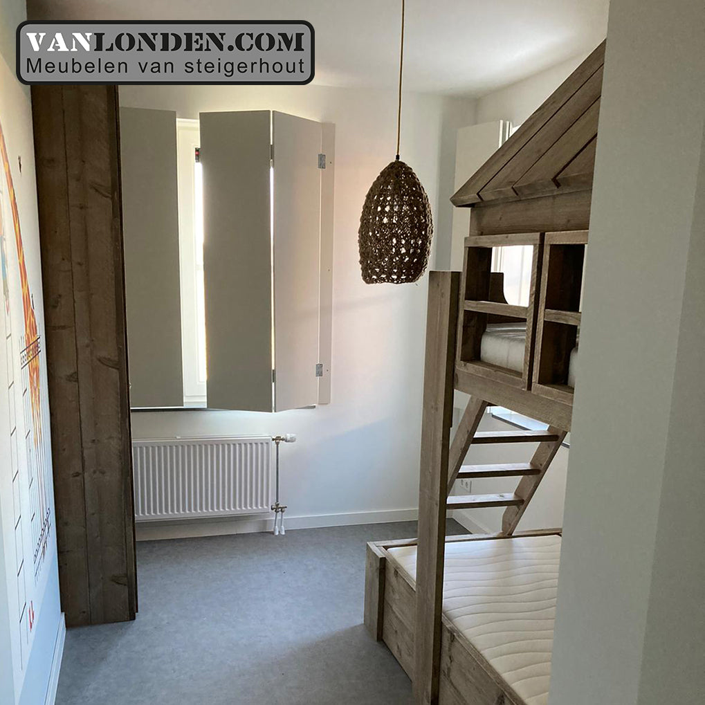 Steigerhouten huisjesbed Babette