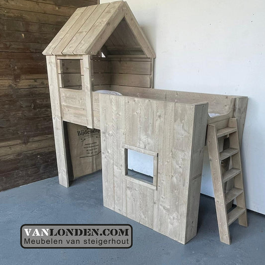 Steigerhouten huisjesbed Kaatje