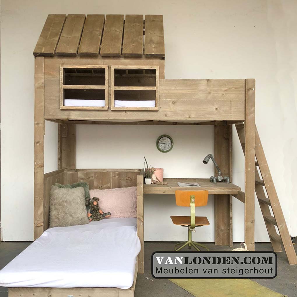 Steigerhouten huisjesbed met bureau Gonnie