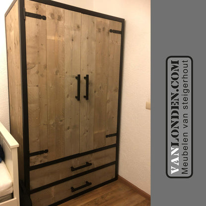 Steigerhouten kledingkast met stalen frame Colombo