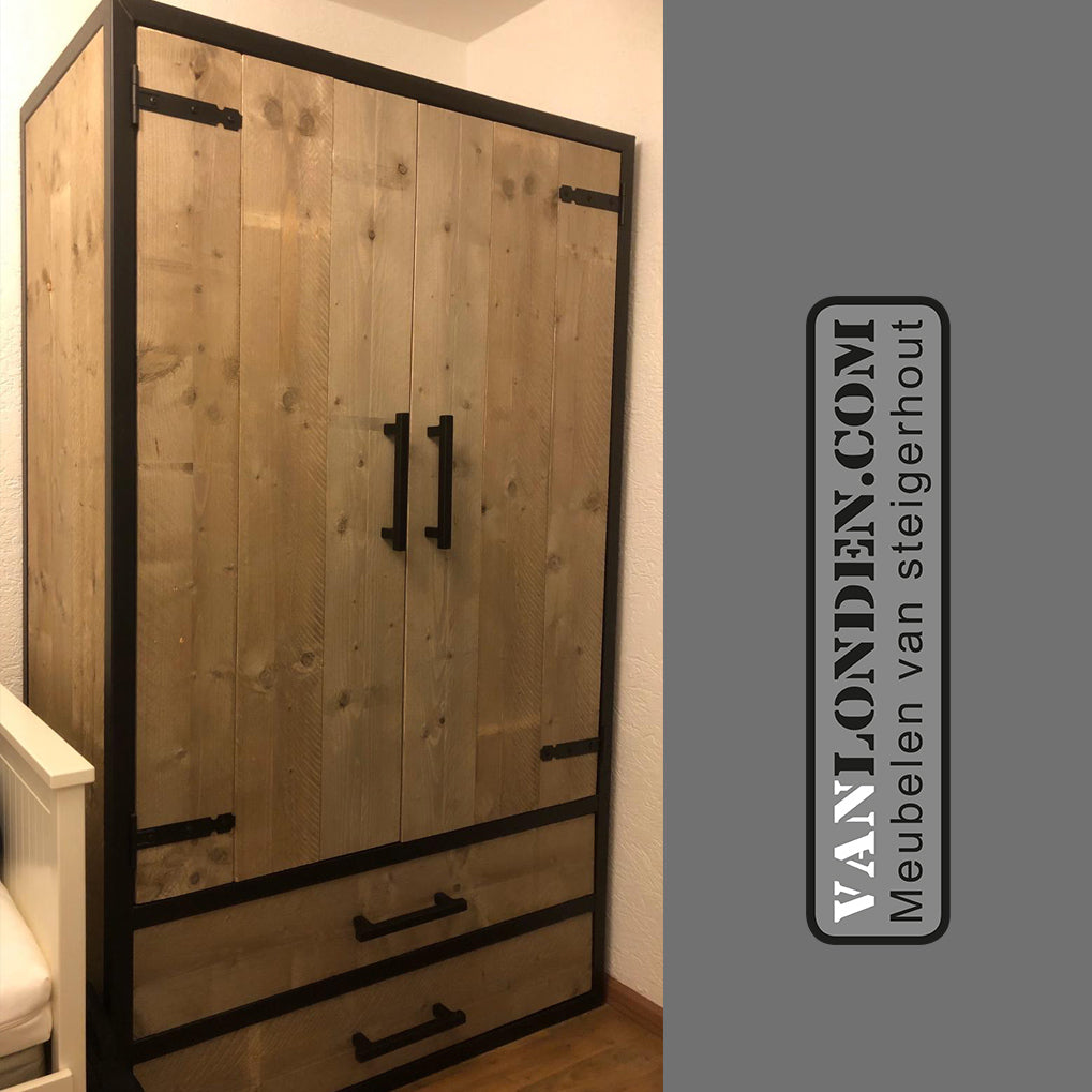 Steigerhouten kledingkast met stalen frame Colombo