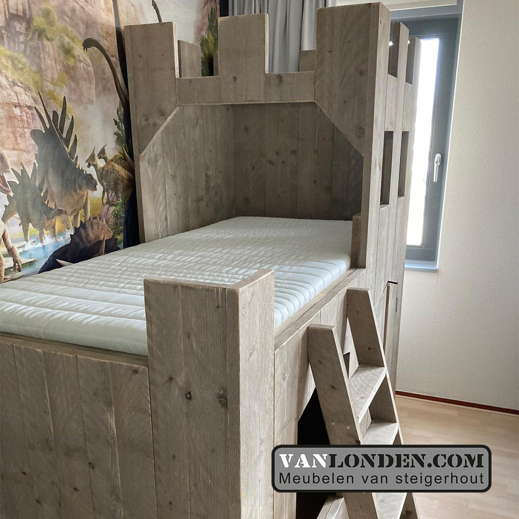 Steigerhouten kasteelbed Daniel