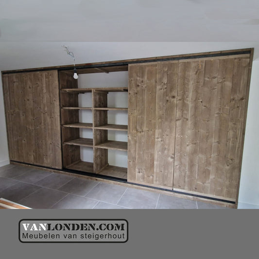 Steigerhouten kastenwand Gerda