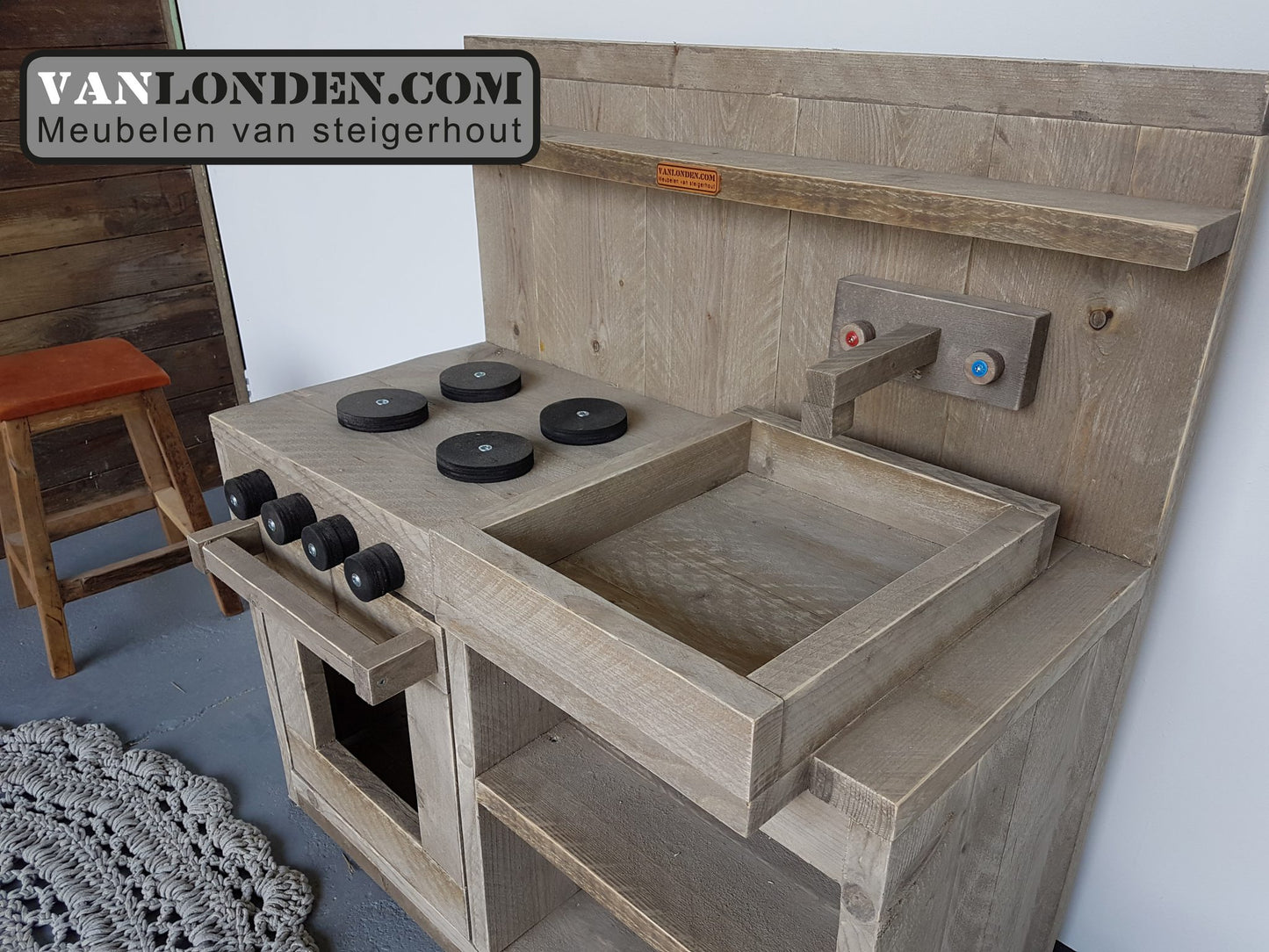 Steigerhouten kinderkeukentje Marlot