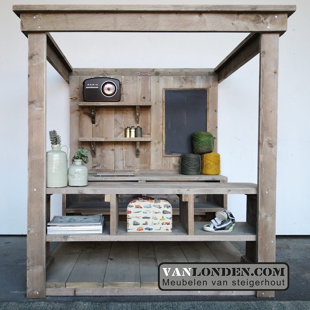 Steigerhouten kinderwinkeltje Amelie