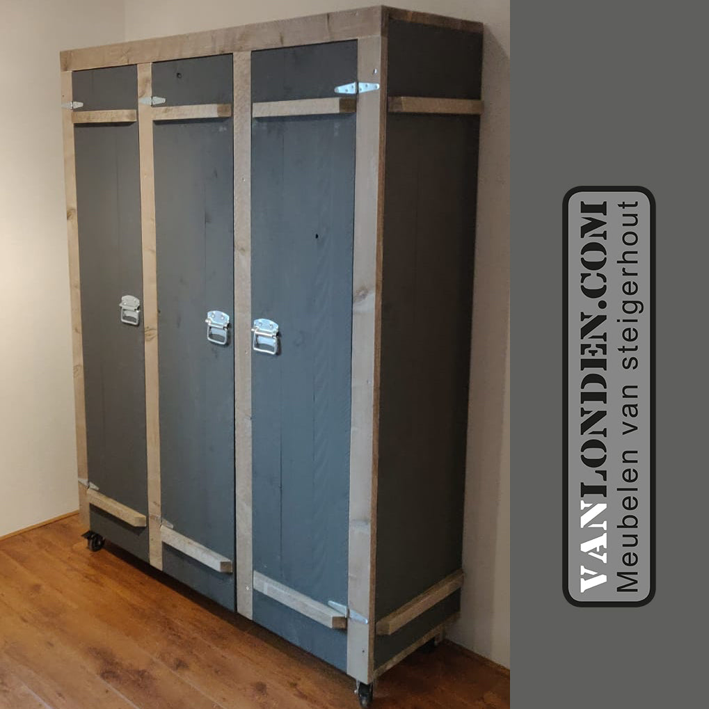 Steigerhouten kledingkast Christel