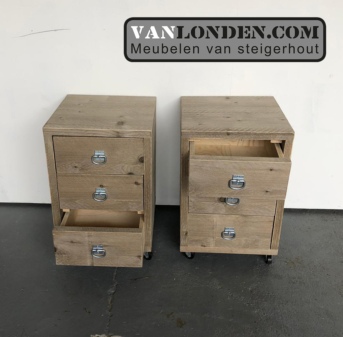 Steigerhouten nachtkastje Nadal