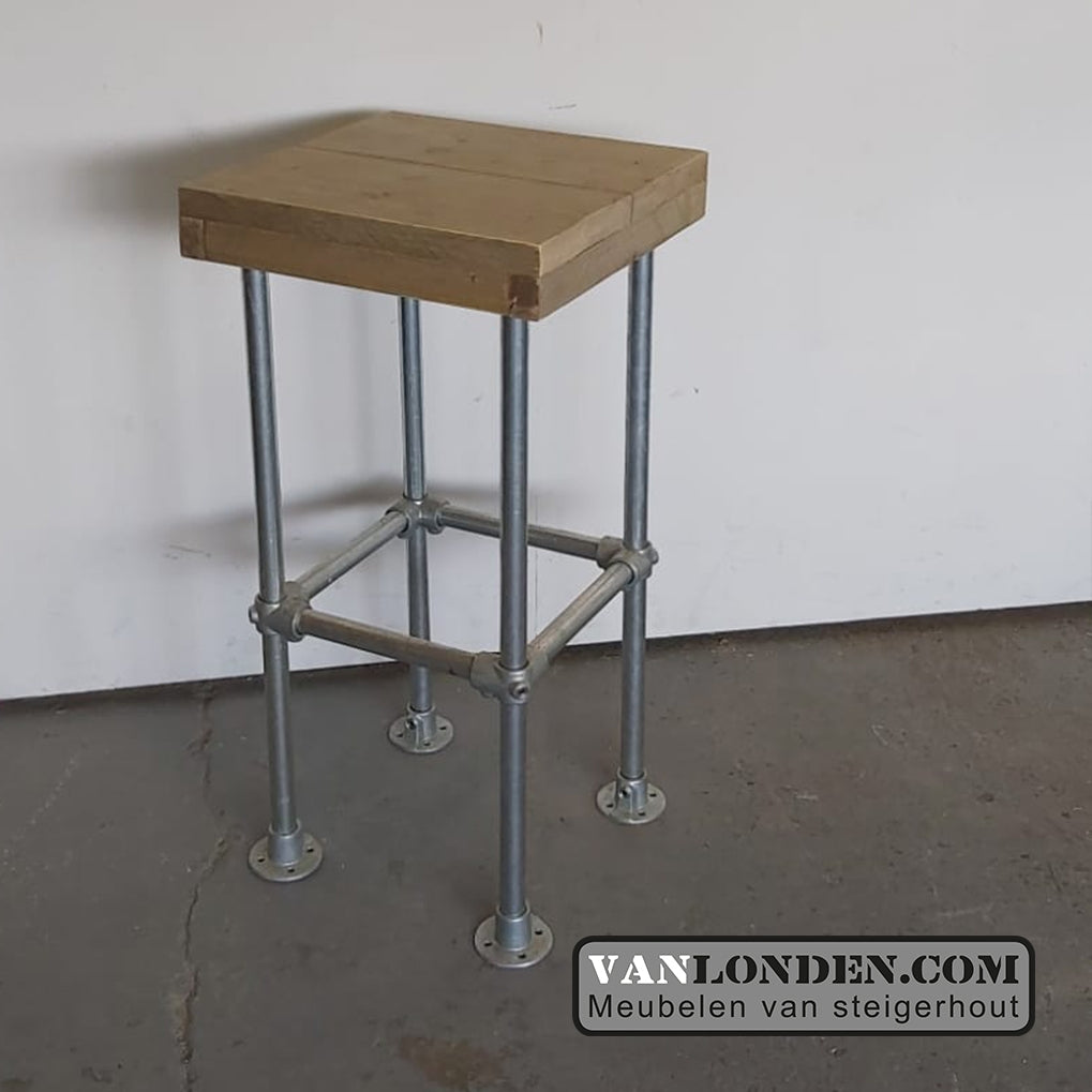 Steigerhouten krukje met stalen poten Angie