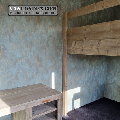 Steigerhouten slaap vide Bruce