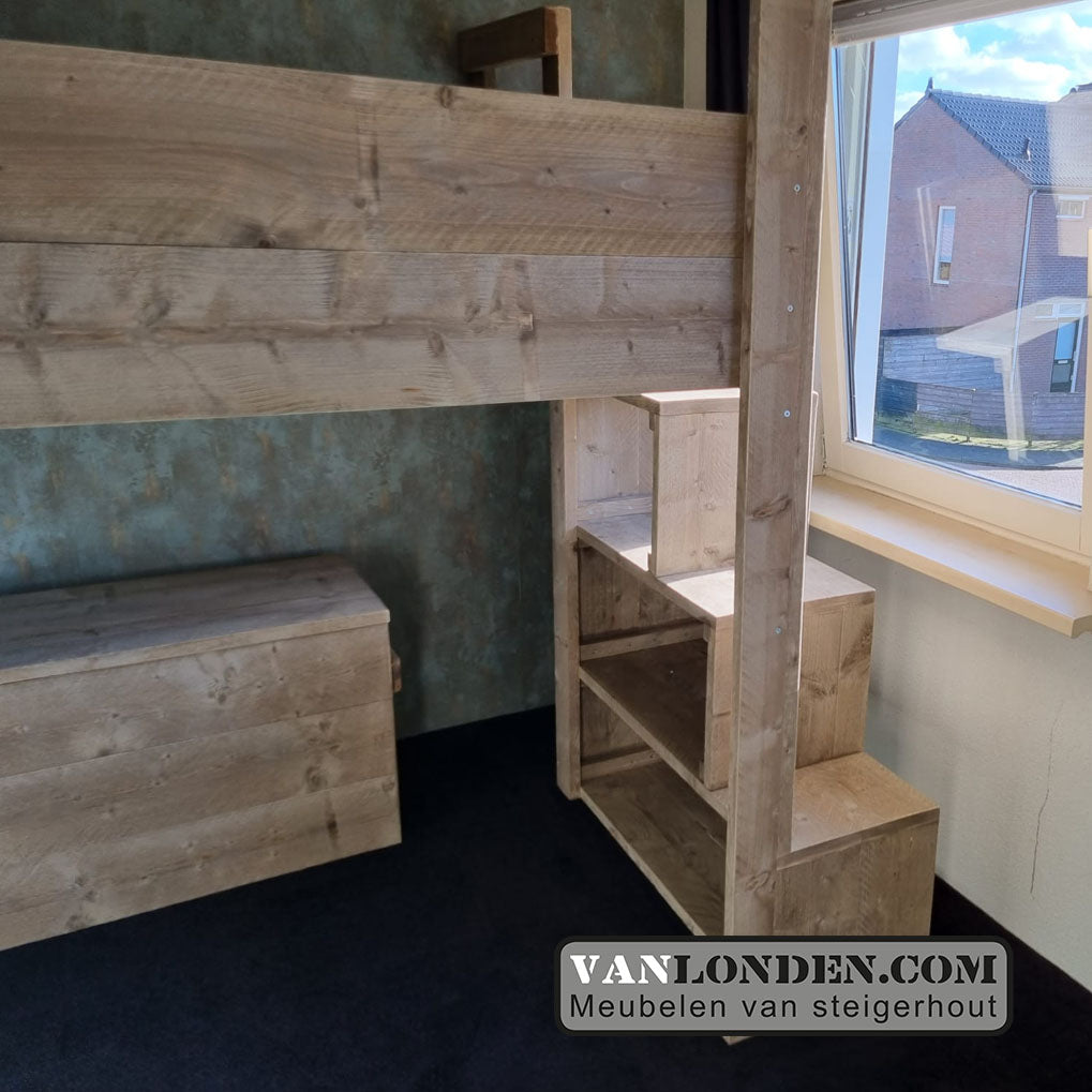 Steigerhouten slaap vide Bruce