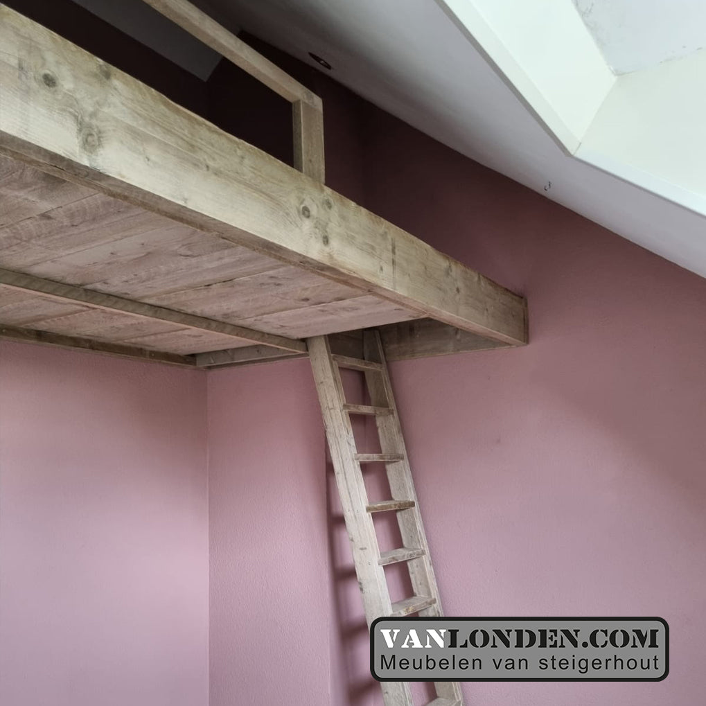 Steigerhouten slaap vide Wietske