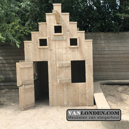 Steigerhouten speelhuis Jeroen