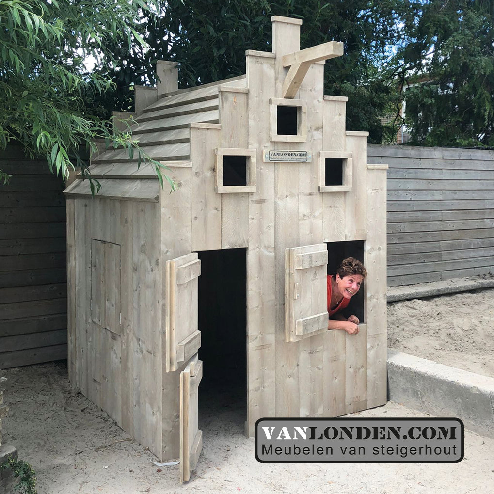 Steigerhouten speelhuis Jeroen