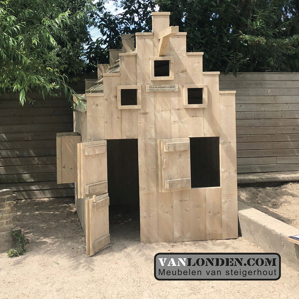 Steigerhouten speelhuis Jeroen