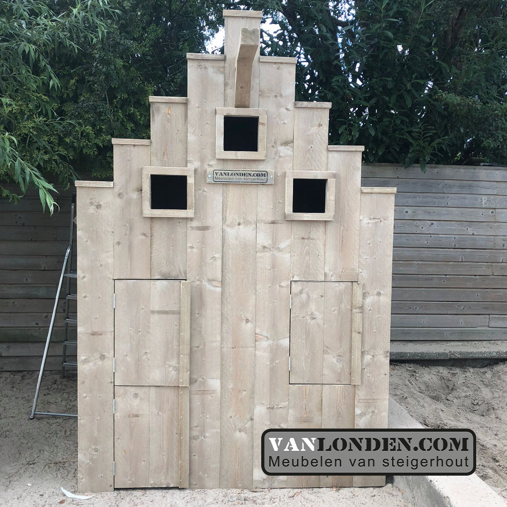 Steigerhouten speelhuis Jeroen