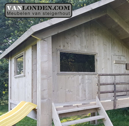 Steigerhouten speelhuis met glijbaan Denny