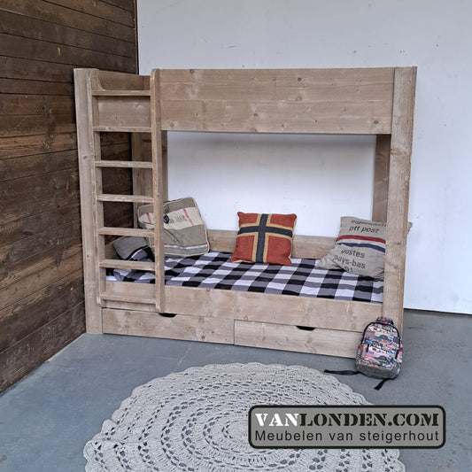 Steigerhouten stapelbed Adrie