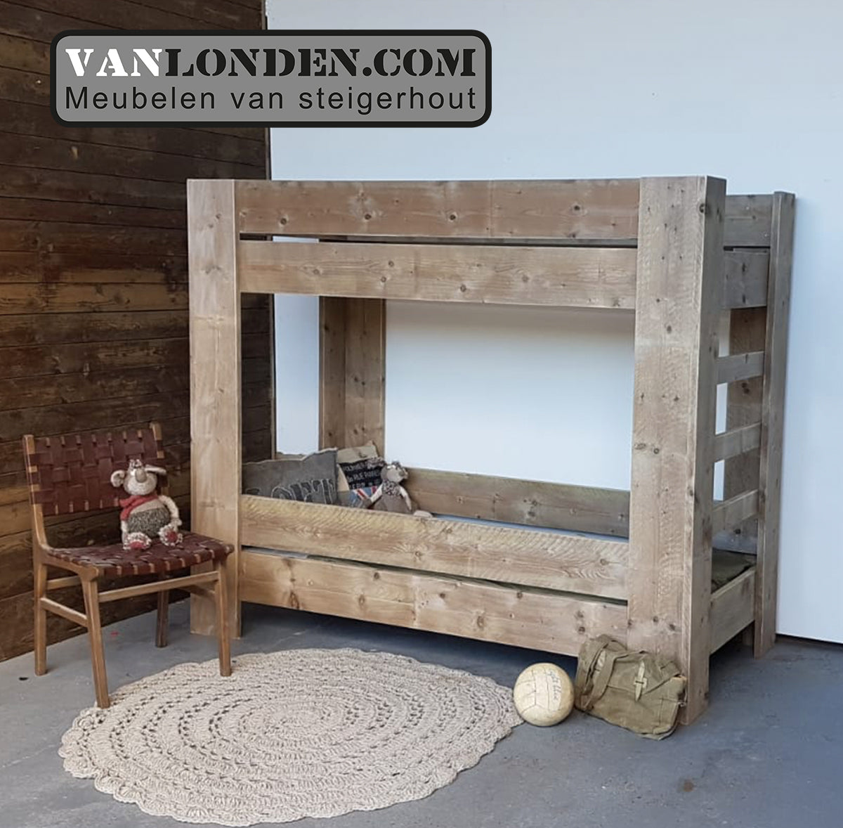 Steigerhouten stapelbed Billy