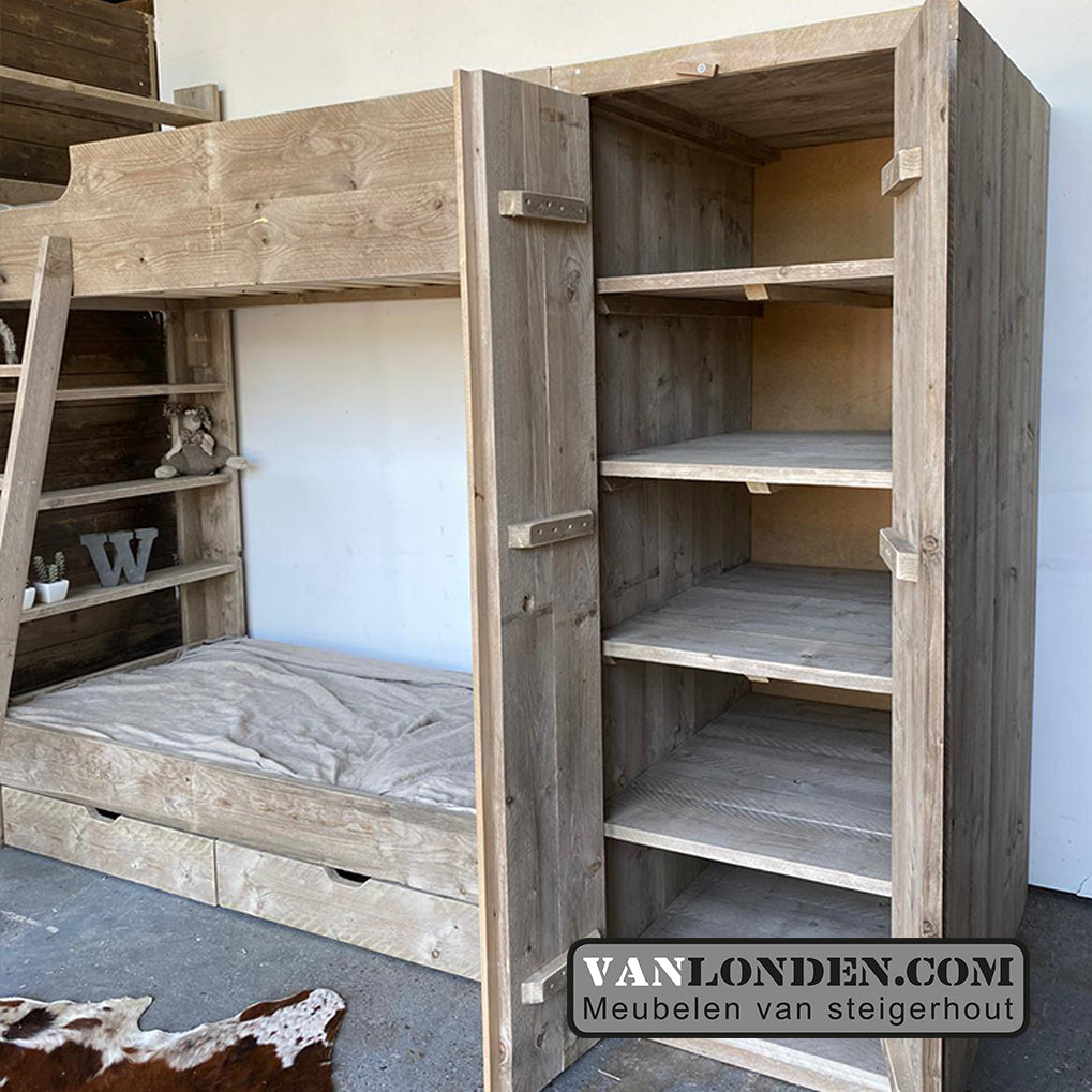 Steigerhouten stapelbed met kast Elin
