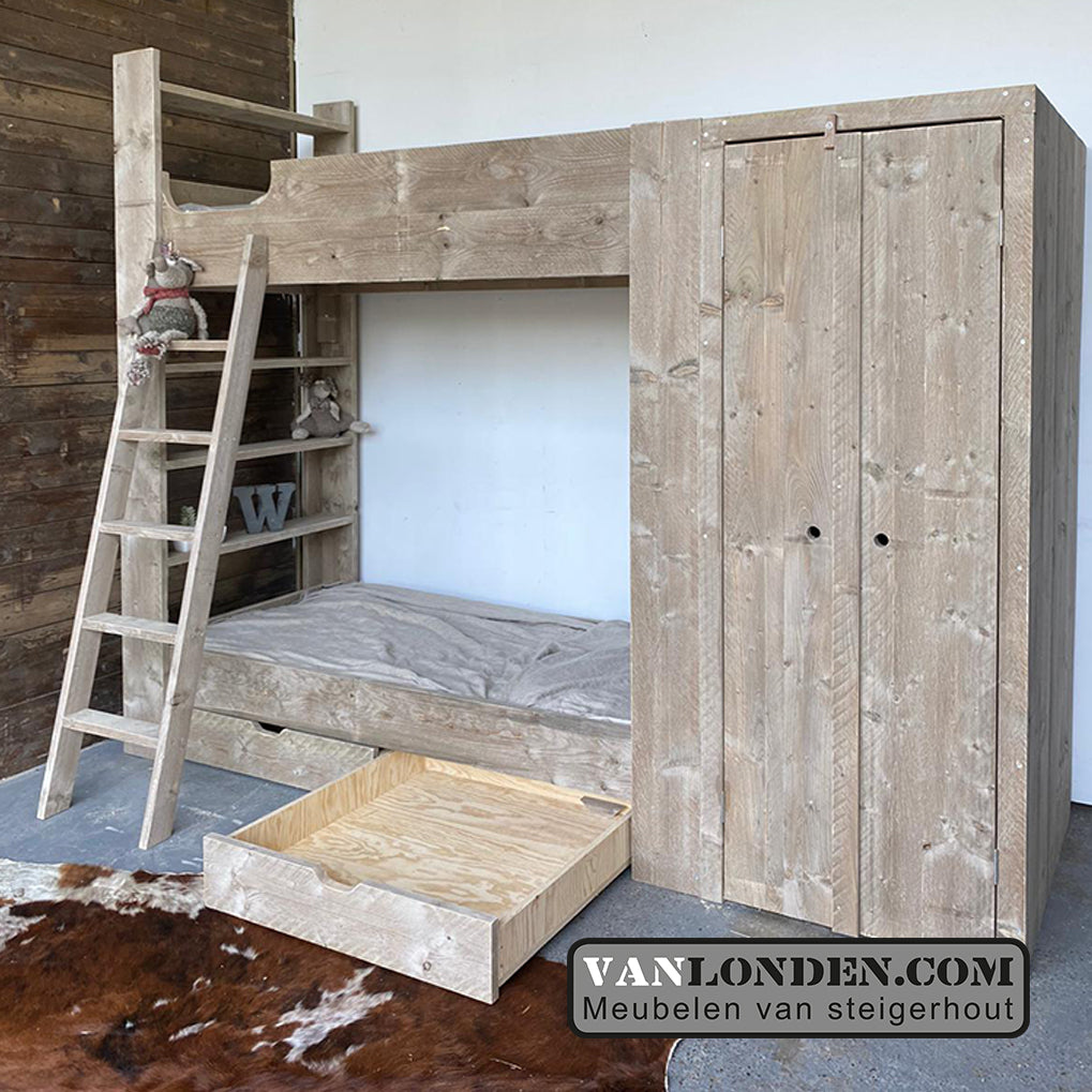 Steigerhouten stapelbed met kast Elin