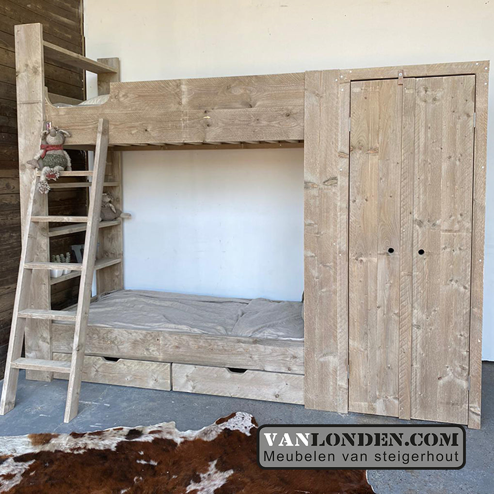 Steigerhouten stapelbed met kast Elin