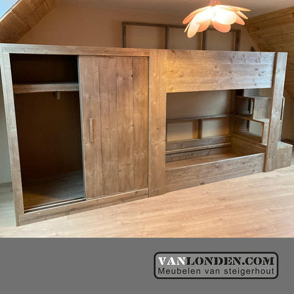 Steigerhouten stapelbed met kast Floris