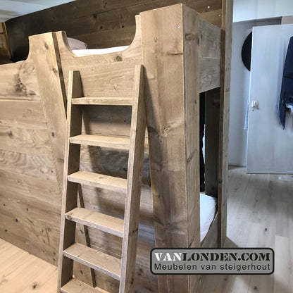 Steigerhouten stapelbed roomdivider Madelief