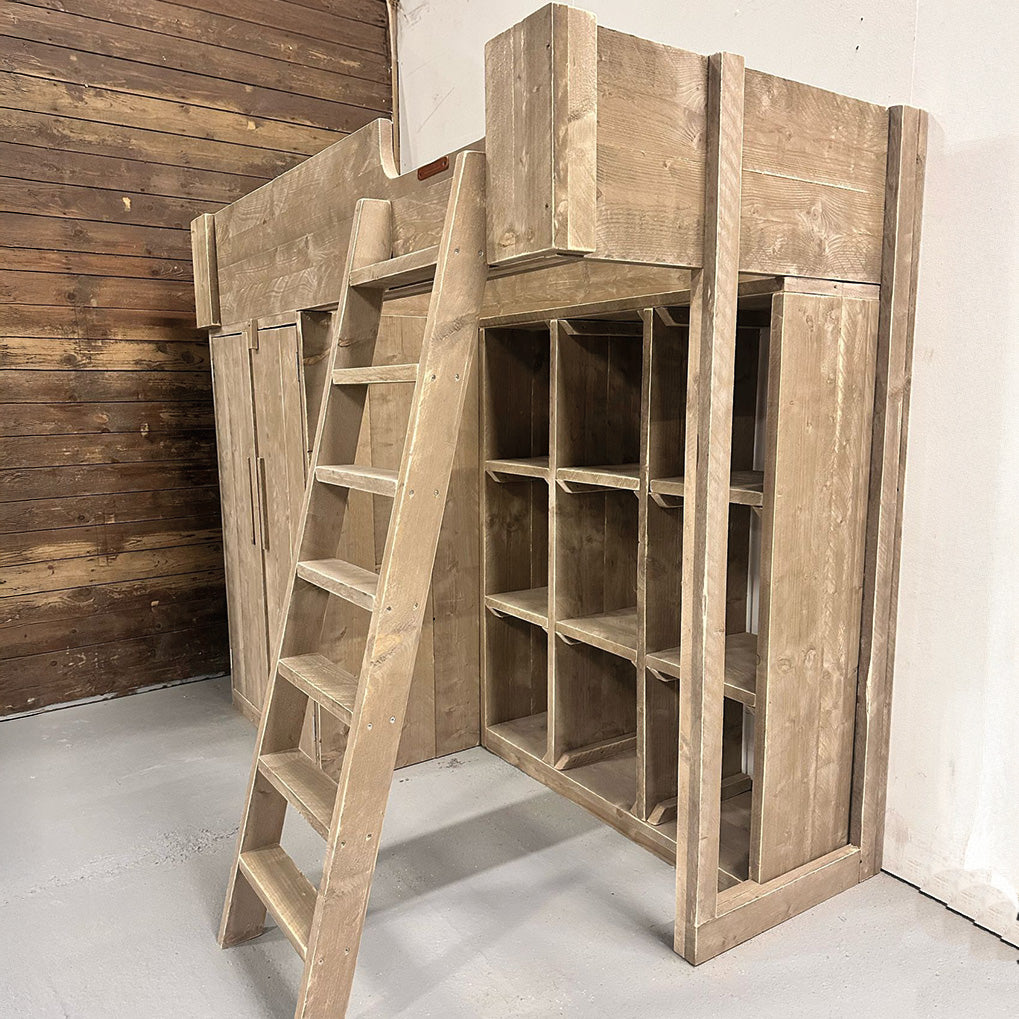 Steigerhouten hoogslaper met kasten Janneke