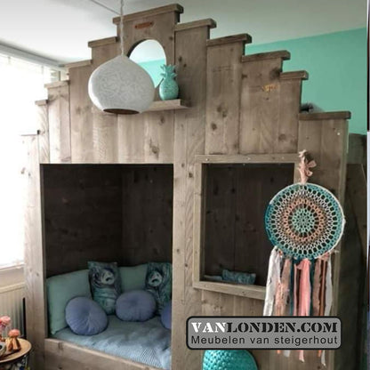 Steigerhouten trapgevel bed Pam