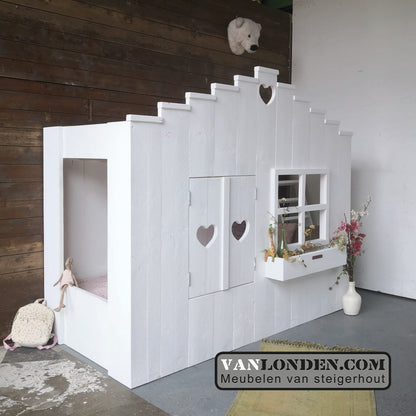 Steigerhouten trapgevel bed Tirza