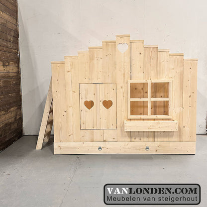 Steigerhouten trapgevel bed Tirza