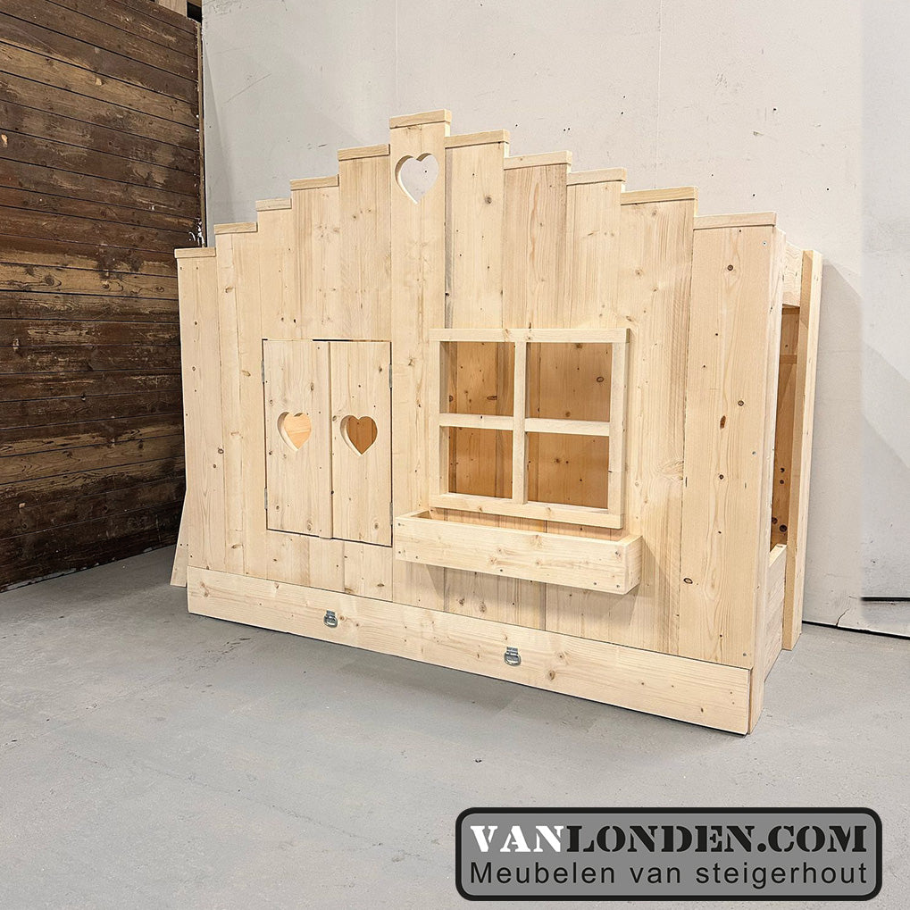 Steigerhouten trapgevel bed Tirza