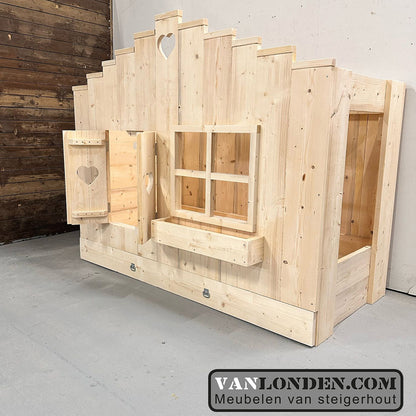 Steigerhouten trapgevel bed Tirza