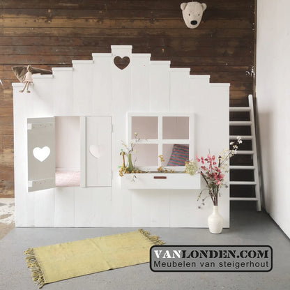 Steigerhouten trapgevel bed Tirza