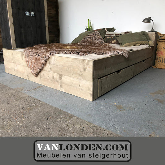 Steigerhouten tweepersoonsbed Christy