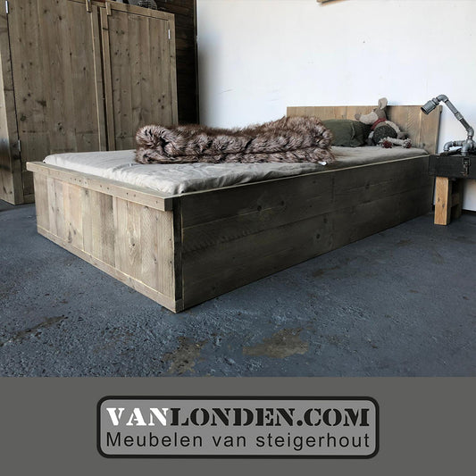 Steigerhouten tweepersoonsbed Lexy