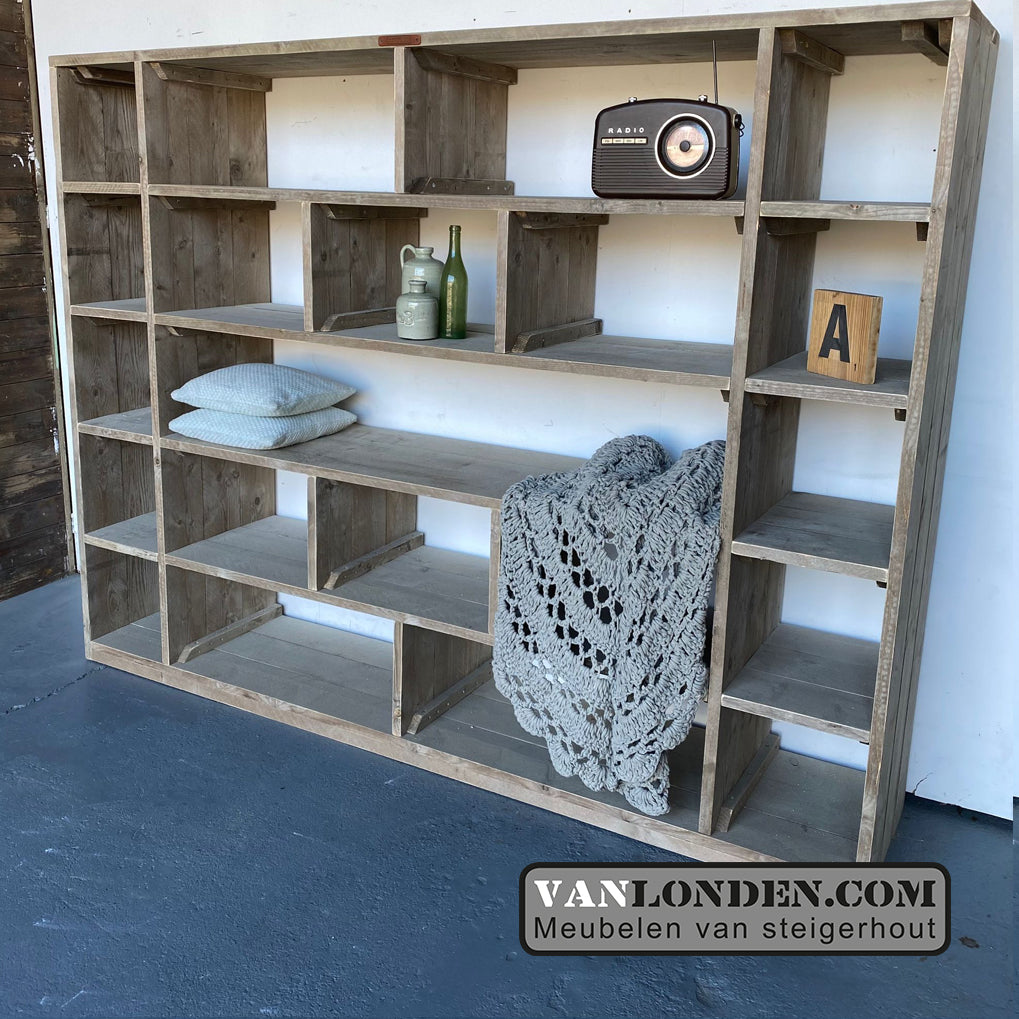 Steigerhouten vakkenkast Jara