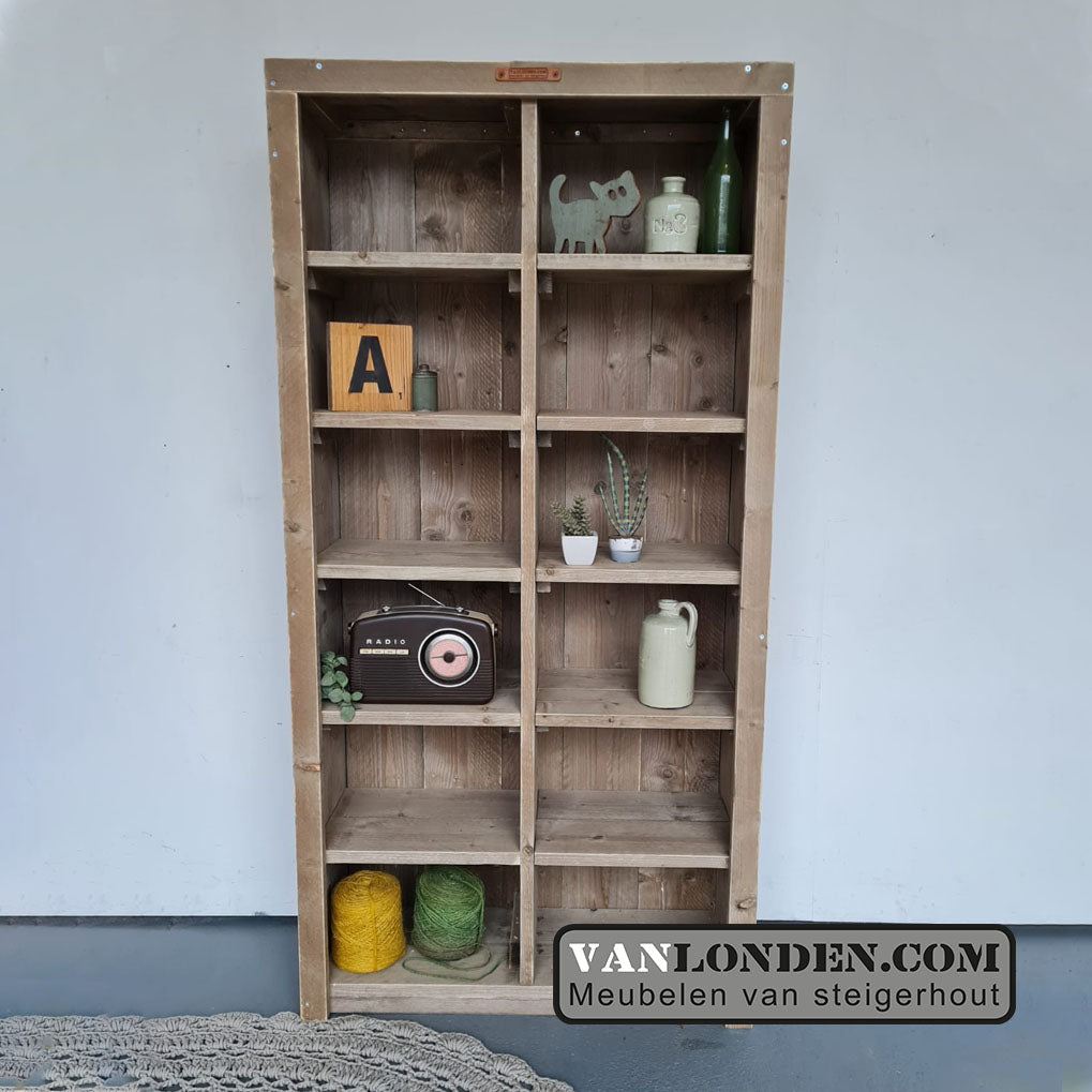 Steigerhouten vakkenkast Kenneth