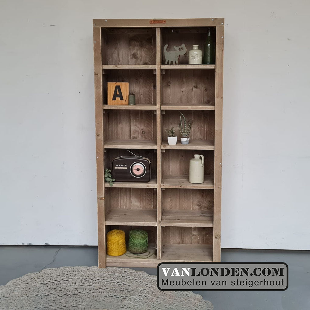 Steigerhouten vakkenkast Kenneth