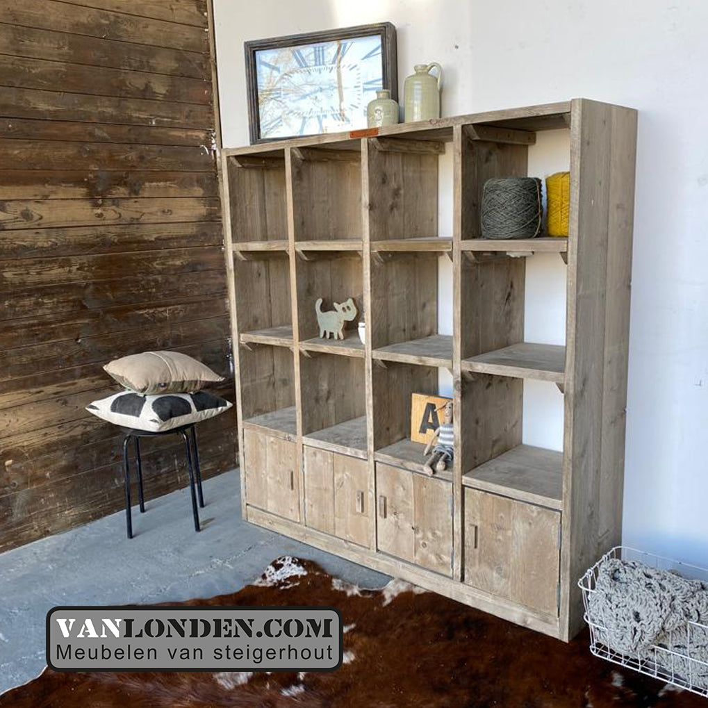 Steigerhouten vakkenkast Mascha