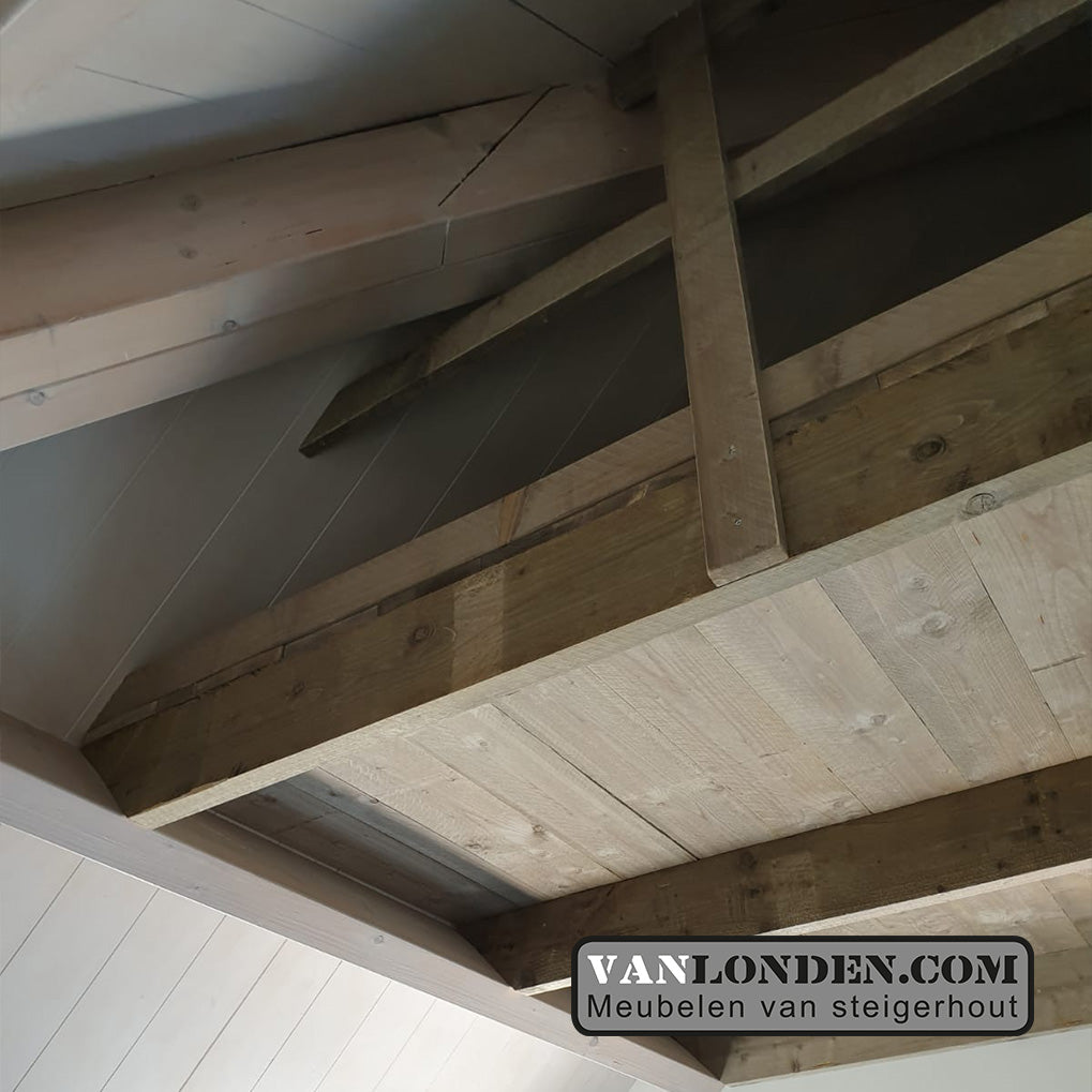 Steigerhouten slaap vide Wibe